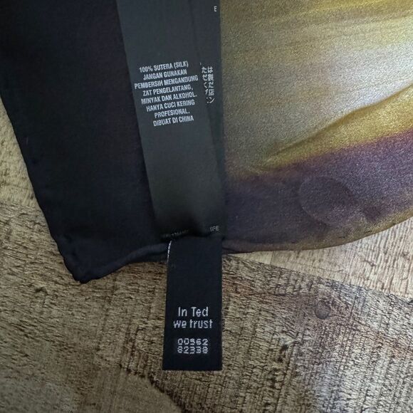 TED BAKER London Long 100% Silk Scarf Wrap Gold/black - Picture 5 of 9